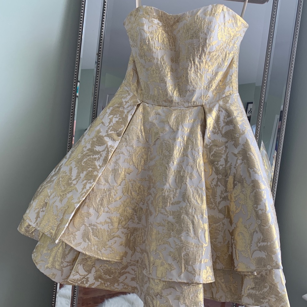 Size 6 homecoming/short formal dress